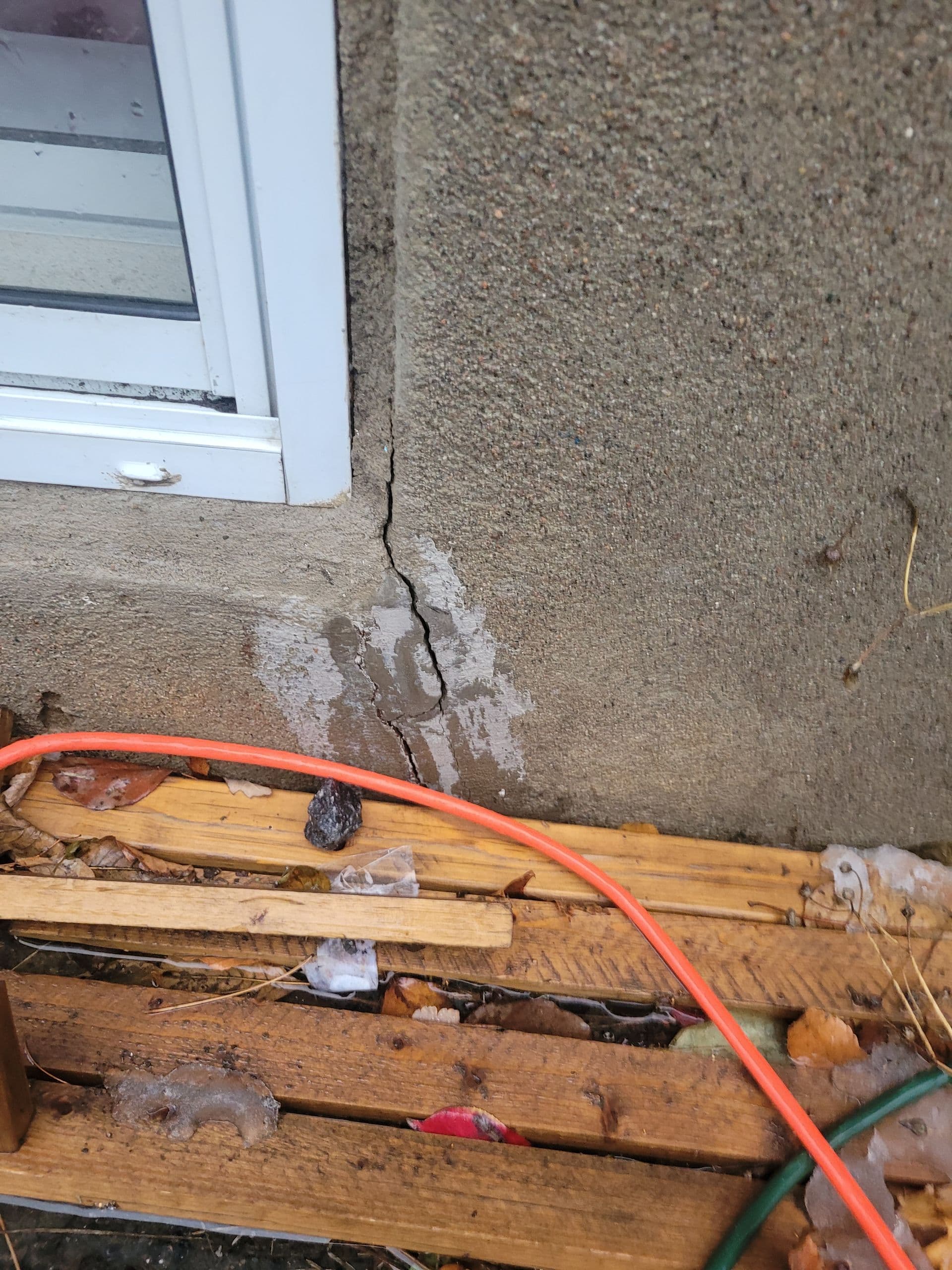 Réparation de fissures de fondation